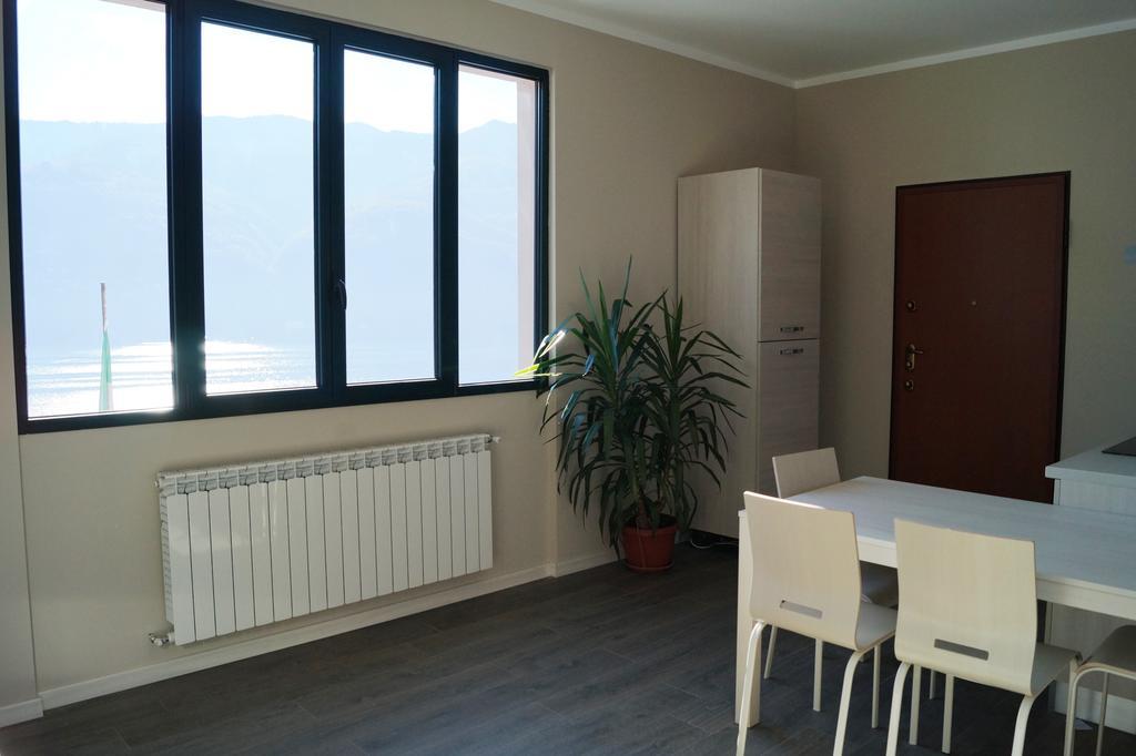 Residenza Andrea Olga Apartman Laglio Szoba fotó